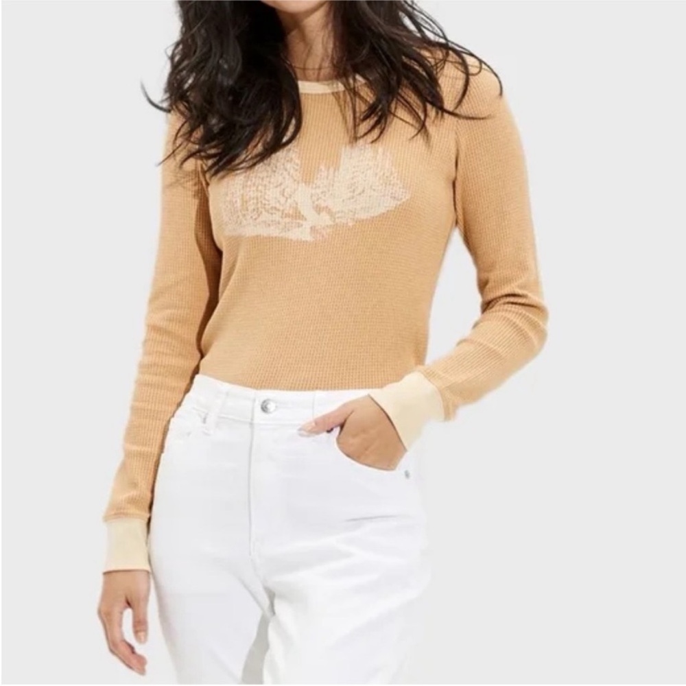 American Eagle Outfitters Graphic Waffle Layering Tee Size XL Cream & Tan